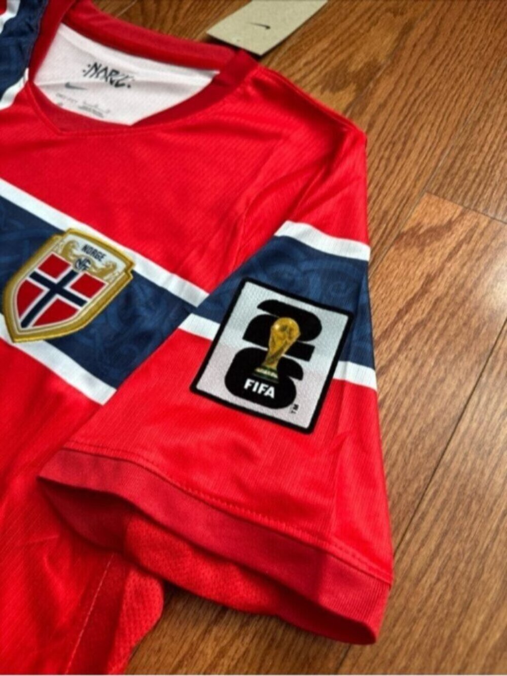 Norway Home Soccer Jersey Haaland #9 World Cup 2026 - Picture 5 of 15